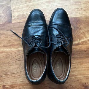 Mens Bass Flex Step oxford dress shoe